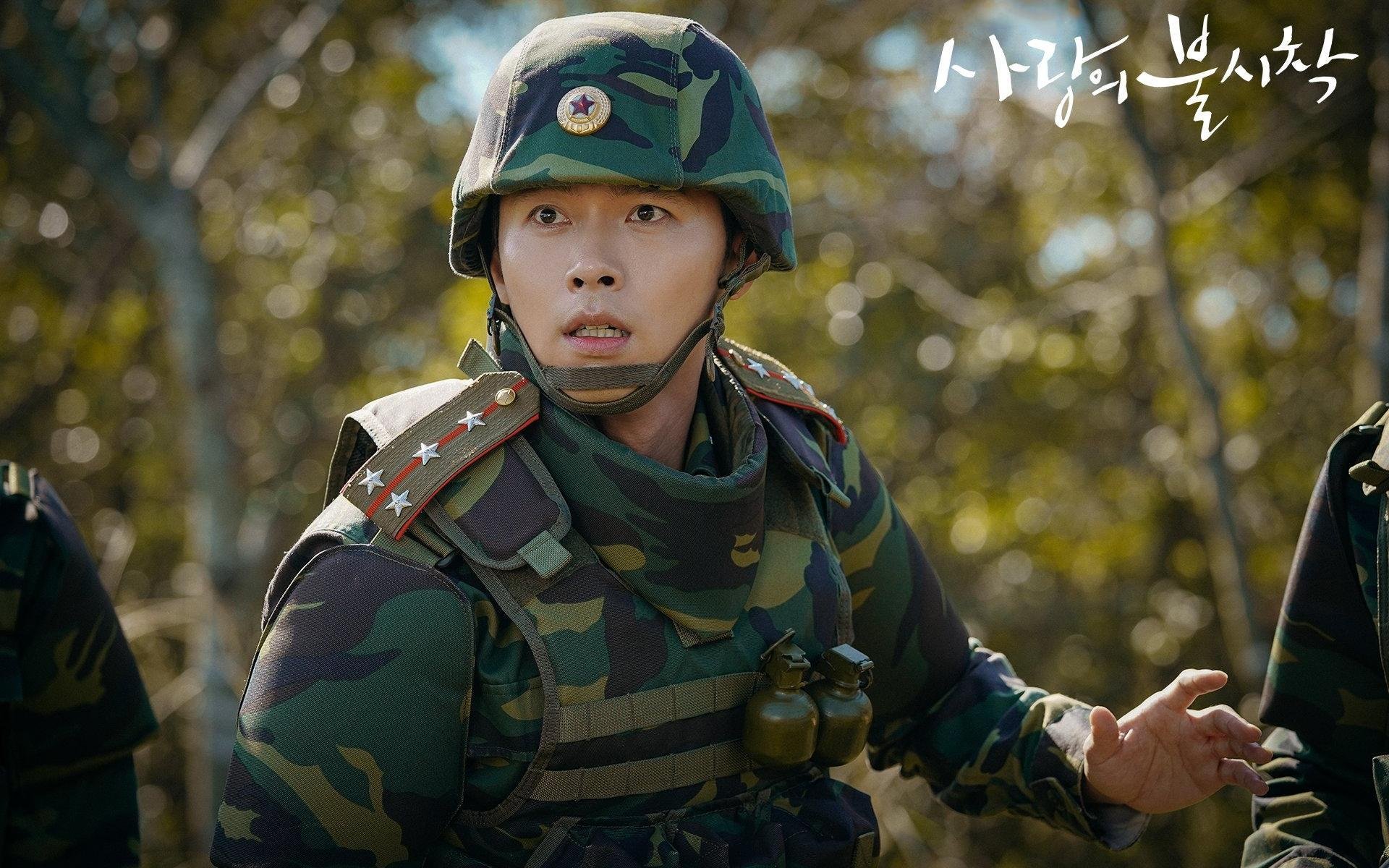 关键战役前夕主帅召开闭门会议鼓舞全队士气