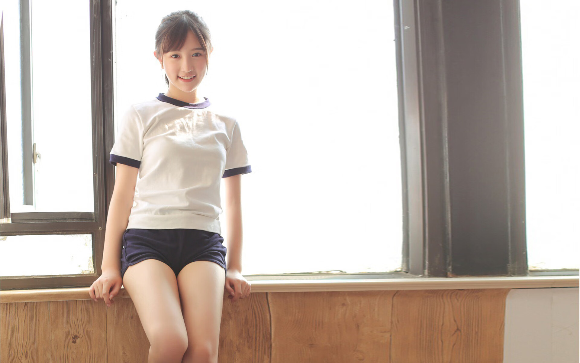 蛙泳中程中立代表队A节奏掌控到位，蛙泳中级